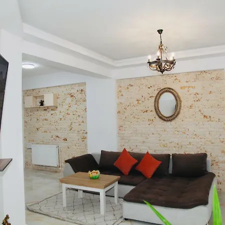 Sea La Vie Apartment