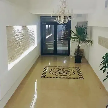 Sea La Vie Apartment *