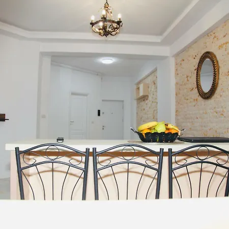 Sea La Vie Apartment