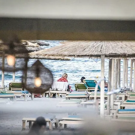 Sea La Vie Navodari